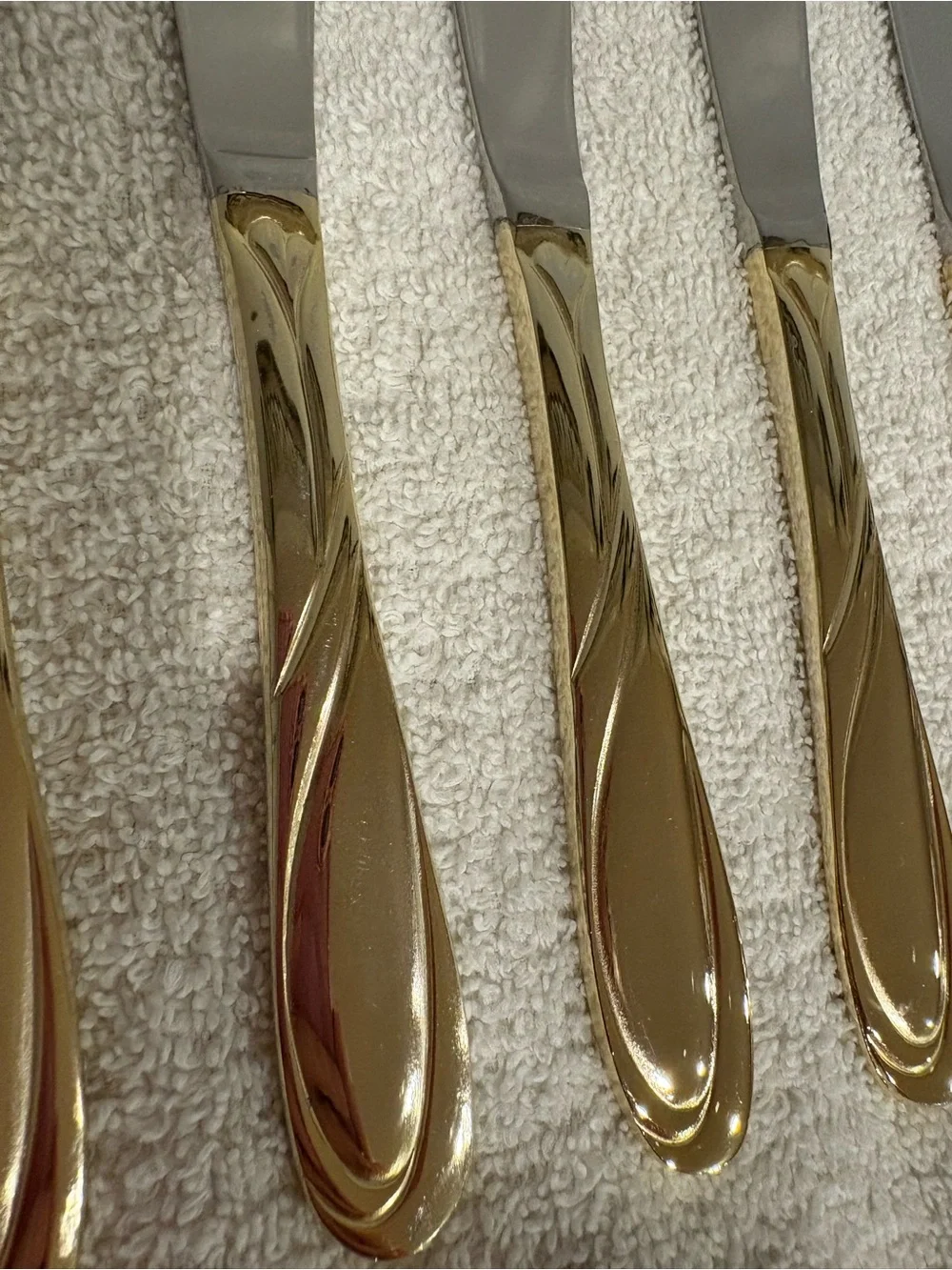 Nicole Gold Plated Scroll Handle Set of 12 Farberware Butter Knives